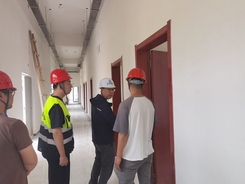 天水長(zhǎng)城開(kāi)關(guān)廠 (2).jpg